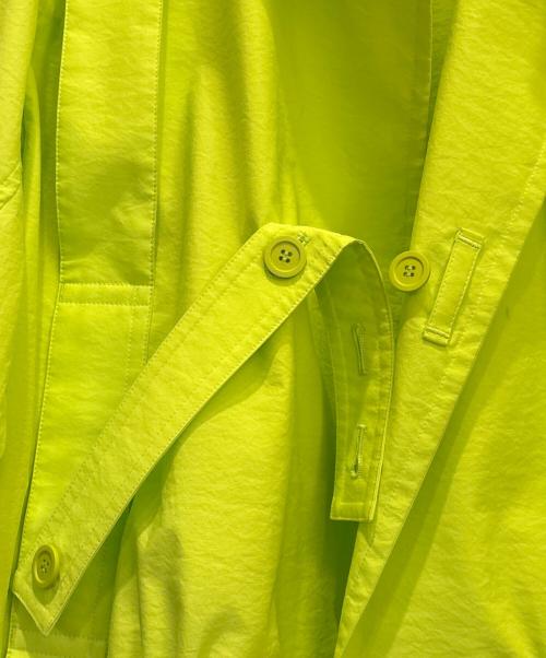 HOMME PLISSE ISSEY MIYAKE（オム プリッセ イッセイ ミヤケ）HOMME PLISSE ISSEY MIYAKE (オム プリッセ イッセイ ミヤケ) PARACHUTEジャケット 黄緑 サイズ:1の古着・服飾アイテム