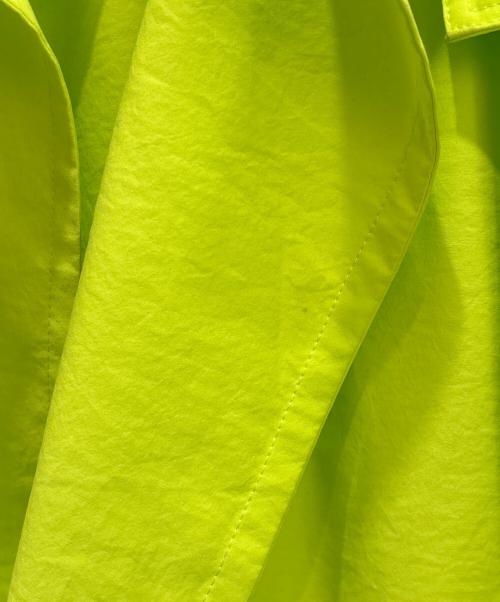 HOMME PLISSE ISSEY MIYAKE（オム プリッセ イッセイ ミヤケ）HOMME PLISSE ISSEY MIYAKE (オム プリッセ イッセイ ミヤケ) PARACHUTEジャケット 黄緑 サイズ:1の古着・服飾アイテム