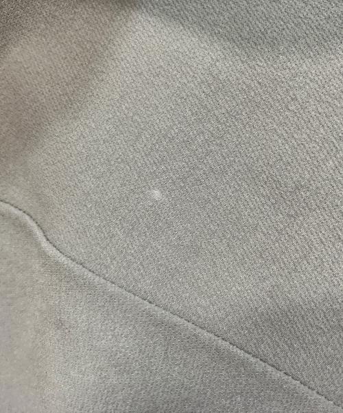 ARC'TERYX（アークテリクス）ARC'TERYX (アークテリクス) アウトドアウェア(ジャケット) グレー サイズ:SIZE　Mの古着・服飾アイテム