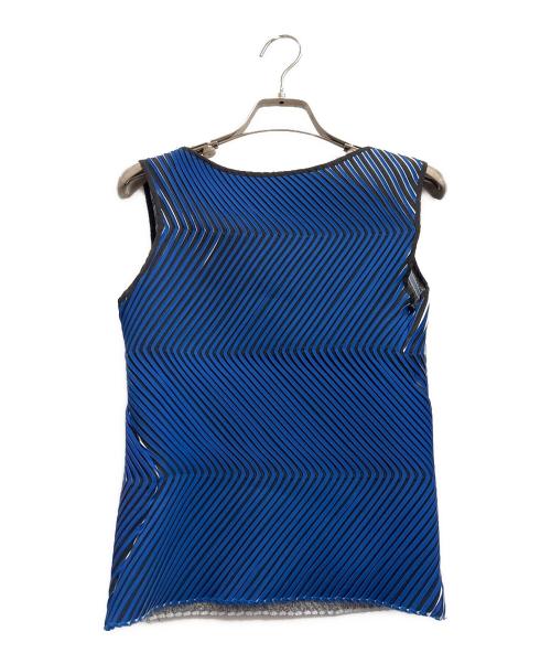 ISSEY MIYAKE（イッセイミヤケ）ISSEY MIYAKE (イッセイミヤケ) 3Dスチーム プリーツカットソー ブルー×ブラック サイズ:2の古着・服飾アイテム