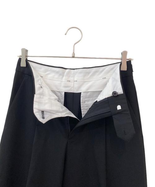 HYKE（ハイク）HYKE (ハイク) P R STRETCH TAPERED PANTS ブラック サイズ:2の古着・服飾アイテム