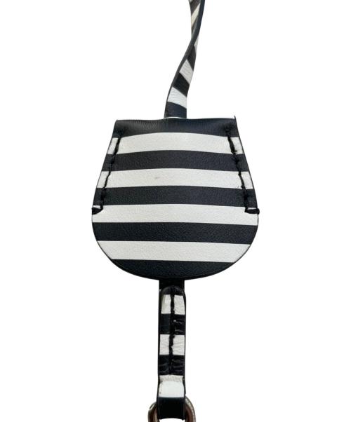 CHANEL（シャネル）CHANEL (シャネル) CCフィリグリー スモール バニティ ショルダーバッグ ブラック×ホワイト サイズ:スモール/Smallの古着・服飾アイテム