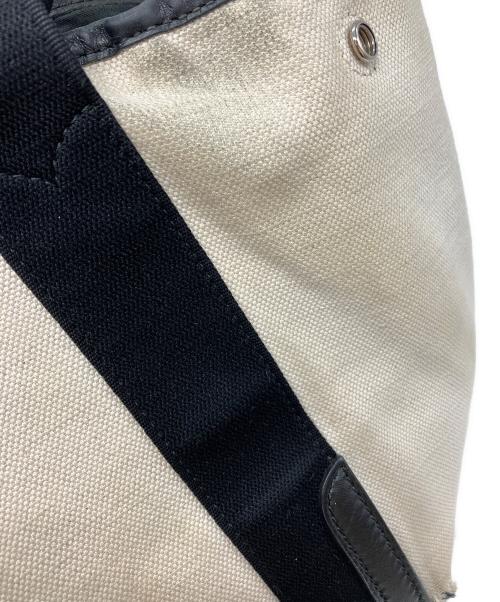 BALENCIAGA（バレンシアガ）BALENCIAGA (バレンシアガ) キャンバストートバッグ ホワイトの古着・服飾アイテム