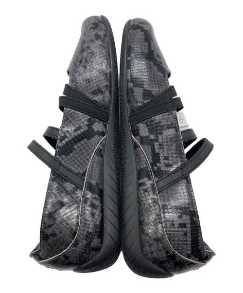 PUMA（プーマ）PUMA (プーマ) SPEEDCAT BALLET SNAKE WNS ブラック サイズ:CM 25の古着・服飾アイテム