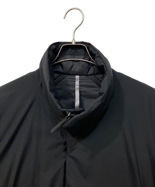 ARC'TERYX VEILANCE（アークテリクスヴェイランス）ARC'TERYX VEILANCE (アークテリクスヴェイランス) アウトドアウェア(ユーラー IS コート) ブラック サイズ:SIZE Mの古着・服飾アイテム