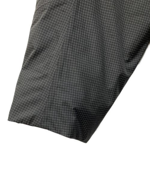 ARC'TERYX VEILANCE（アークテリクスヴェイランス）ARC'TERYX VEILANCE (アークテリクスヴェイランス) アウトドアウェア(モニターIS GRコート) ブラック サイズ:SIZE Mの古着・服飾アイテム