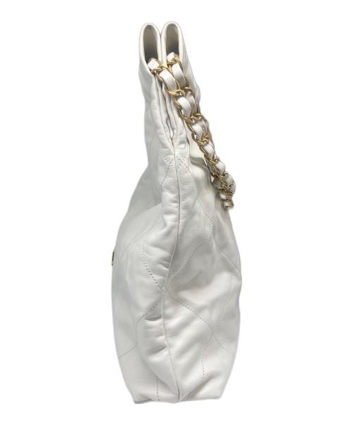 CHANEL（シャネル）CHANEL (シャネル) CHANEL 22 スモール AS3260 ホワイト サイズ:SMALL/スモールの古着・服飾アイテム