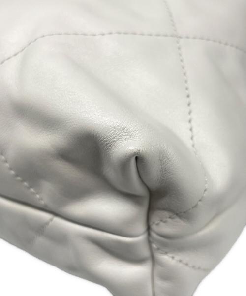 CHANEL（シャネル）CHANEL (シャネル) CHANEL 22 スモール AS3260 ホワイト サイズ:SMALL/スモールの古着・服飾アイテム