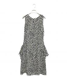 VALENTINO（ヴァレンティノ）の古着「シルクノースリーブワンピース」｜ブラック