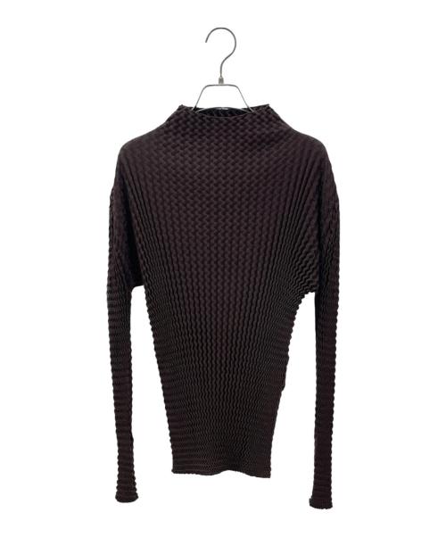 ISSEY MIYAKE（イッセイミヤケ）ISSEY MIYAKE (イッセイミヤケ) ハイネックプリーツカットソー ブラウン サイズ:2の古着・服飾アイテム