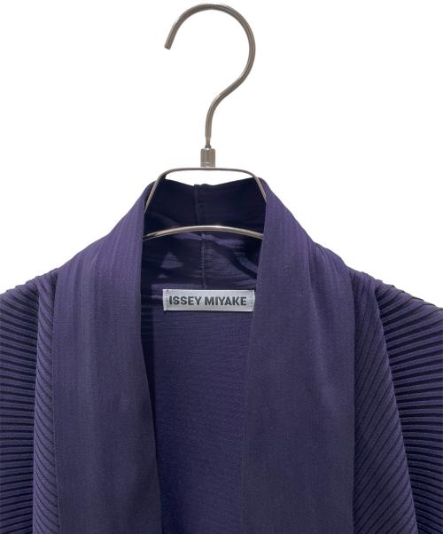 ISSEY MIYAKE（イッセイミヤケ）ISSEY MIYAKE (イッセイミヤケ) プリーツジャケット パープル サイズ:3の古着・服飾アイテム