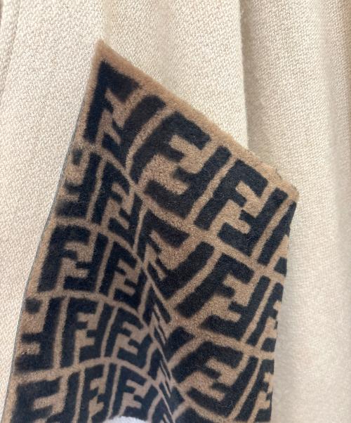 FENDI（フェンディ）FENDI (フェンディ) シープスキンズッカポケット　ポンチョ  ベージュ サイズ:FREEの古着・服飾アイテム