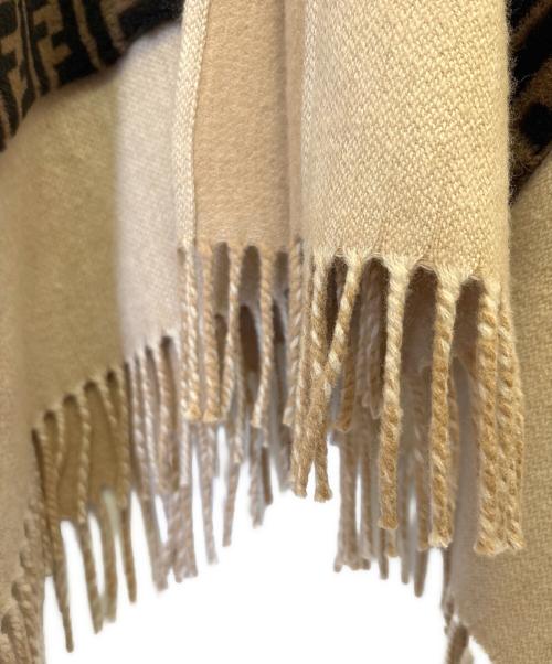 FENDI（フェンディ）FENDI (フェンディ) シープスキンズッカポケット　ポンチョ  ベージュ サイズ:FREEの古着・服飾アイテム
