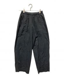 homspun（ホームスパン）の古着「バルキーシーチングウエストゴムパンツ」｜ブラック