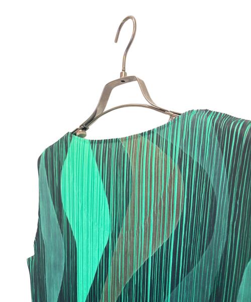 PLEATS PLEASE（プリーツプリーズ）PLEATS PLEASE (プリーツプリーズ) 幾何学模様 ノースリーブ プリーツ ドレス ワンピース グリーン サイズ:3の古着・服飾アイテム