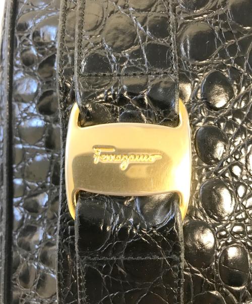 Salvatore Ferragamo（サルヴァトーレ フェラガモ）Salvatore Ferragamo (サルヴァトーレ フェラガモ) ショルダーバッグ ブラック サイズ:表記なしの古着・服飾アイテム