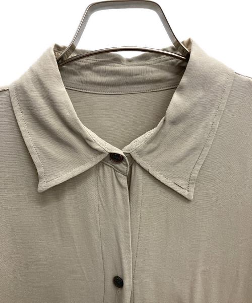 Lisiere（リジェール）Lisiere (リジェール) LONG SHIRT ONEPIECE ベージュ サイズ:不明 未使用品の古着・服飾アイテム