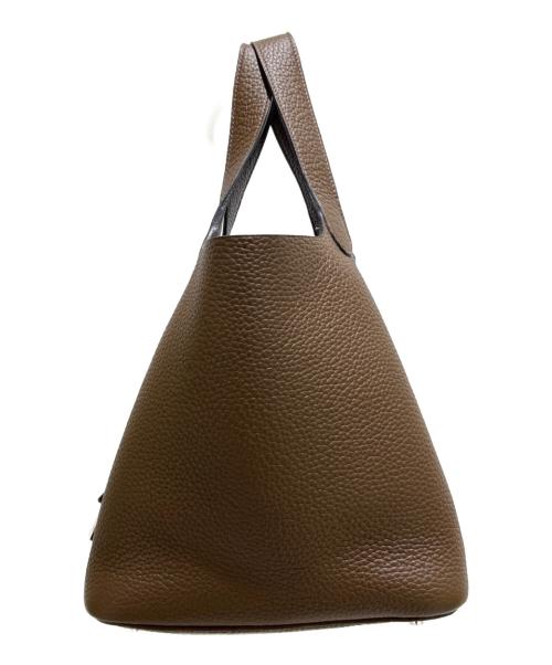 HERMES（エルメス）HERMES (エルメス) ピコタンロックMM/トリヨンクレマンス/☐Q刻印:2013年/シルバー金具 カカオ サイズ:MMの古着・服飾アイテム