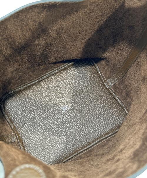 HERMES（エルメス）HERMES (エルメス) ピコタンロックMM/トリヨンクレマンス/☐Q刻印:2013年/シルバー金具 カカオ サイズ:MMの古着・服飾アイテム