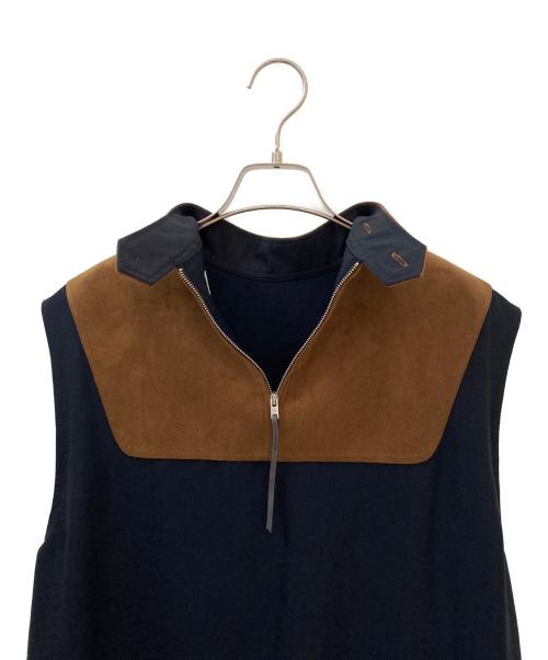 THE RERACS（ザ リラクス）THE RERACS (ザ リラクス) ノースリーブスタンドカラーワンピース ネイビー サイズ:38の古着・服飾アイテム
