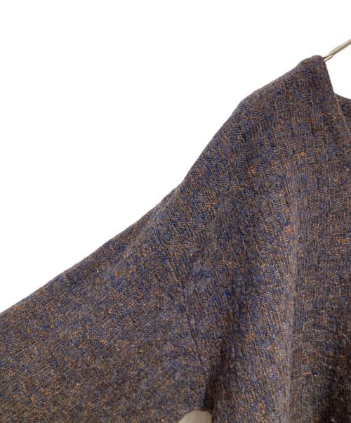 C.P COMPANY（シーピーカンパニー）C.P COMPANY (シーピーカンパニー) Vネックニット ブラウン×ネイビー サイズ:4の古着・服飾アイテム