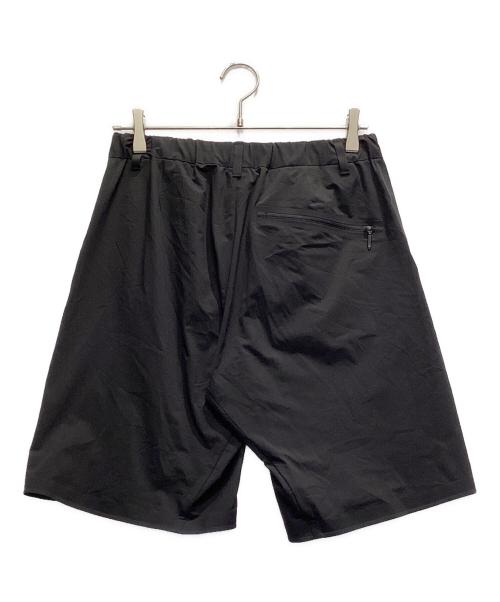 DESCENTE ALLTERRAIN（デザイント オルテライン）DESCENTE ALLTERRAIN (デザイント オルテライン) AIRFLOW SHORTS ブラック サイズ:M 未使用品の古着・服飾アイテム
