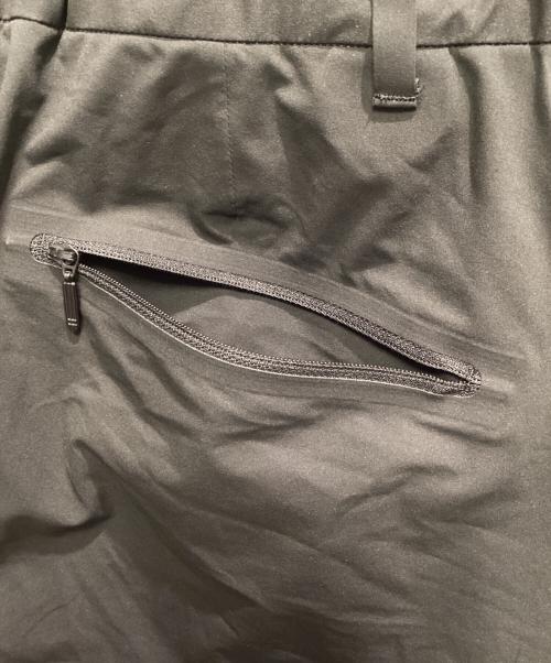 DESCENTE ALLTERRAIN（デザイント オルテライン）DESCENTE ALLTERRAIN (デザイント オルテライン) AIRFLOW SHORTS ブラック サイズ:M 未使用品の古着・服飾アイテム
