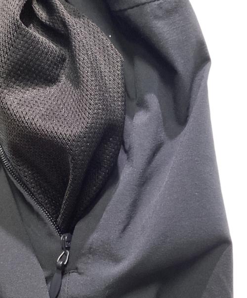 DESCENTE ALLTERRAIN（デザイント オルテライン）DESCENTE ALLTERRAIN (デザイント オルテライン) AIRY SHORTS ネイビー サイズ:Mの古着・服飾アイテム
