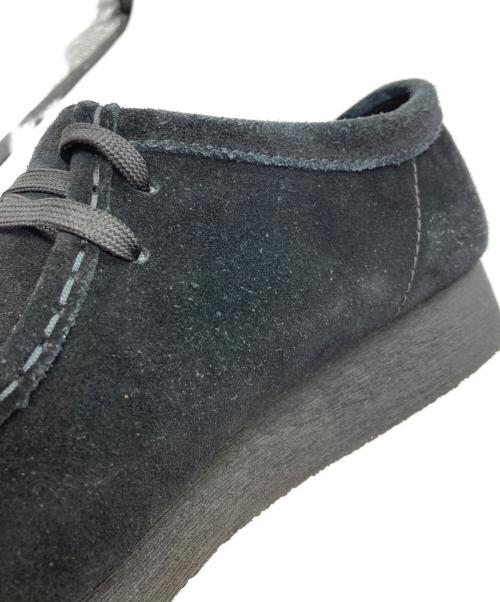 CLARKS（クラークス）CLARKS (クラークス) ワラビーシューズ ブラック サイズ:26.5の古着・服飾アイテム