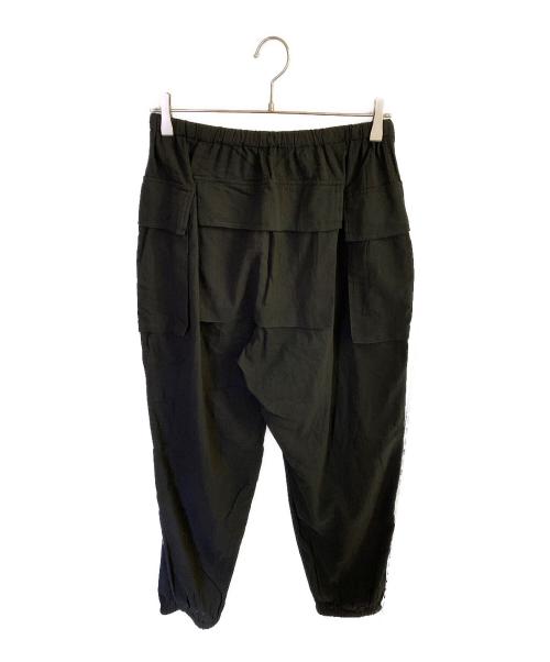 COMOLI（コモリ）COMOLI (コモリ) 空紡オックス カーゴパンツ ブラック サイズ:1 未使用品の古着・服飾アイテム