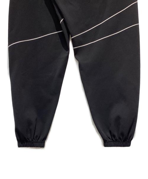 F.C.R.B.（エフシーレアルブリストル）F.C.R.B. (エフシーレアルブリストル) PDK REFLECT LINE BAGGY PANTS ブラック サイズ:Mの古着・服飾アイテム