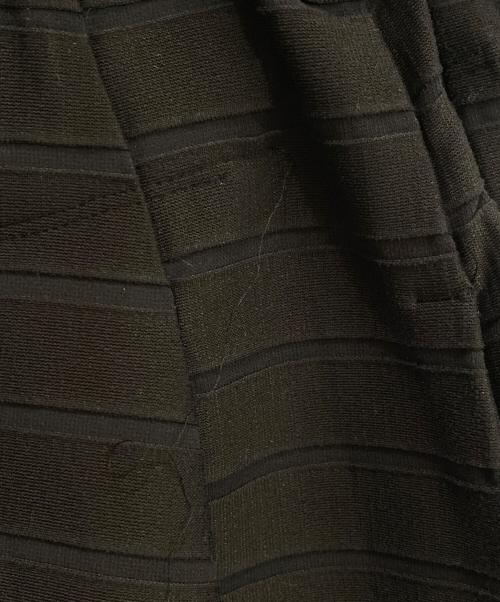 ISSEY MIYAKE（イッセイミヤケ）ISSEY MIYAKE (イッセイミヤケ) ボーダープリーツイージーパンツ ブラック サイズ:3の古着・服飾アイテム