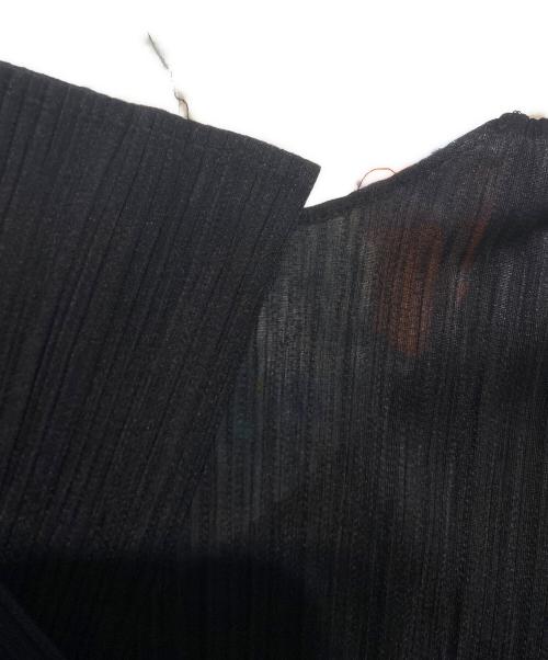 ISSEY MIYAKE（イッセイミヤケ）ISSEY MIYAKE (イッセイミヤケ) プリーツカーディガン ブラック サイズ:4の古着・服飾アイテム