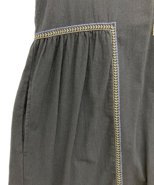 ne quittez pas（ヌキテパ）ne quittez pas (ヌキテパ) Crimp Cotton Embroidery Dress ネイビー サイズ:Mの古着・服飾アイテム