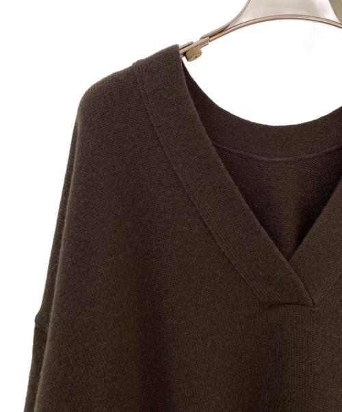 MUSE de Deuxieme Classe（ミューズ ドゥーズィエム クラス）MUSE de Deuxieme Classe (ミューズ ドゥーズィエム クラス) OLBIA Vネックプルオーバー ブラウン サイズ:Freeの古着・服飾アイテム