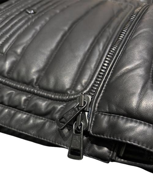 MONCLER（モンクレール）MONCLER (モンクレール) BAHR/レザーダウンジャケット ブラック サイズ:2の古着・服飾アイテム