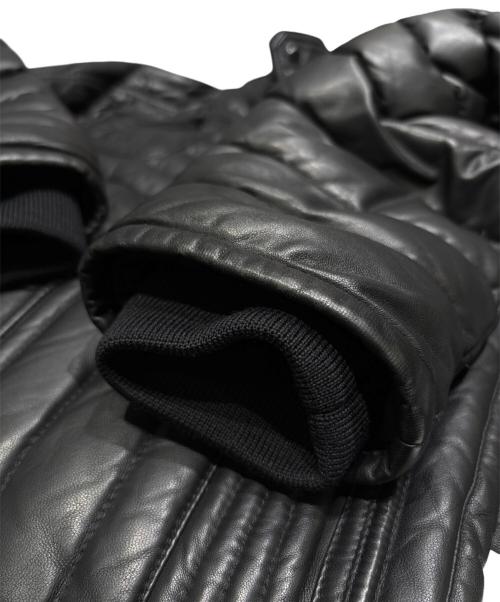 MONCLER（モンクレール）MONCLER (モンクレール) BAHR/レザーダウンジャケット ブラック サイズ:2の古着・服飾アイテム