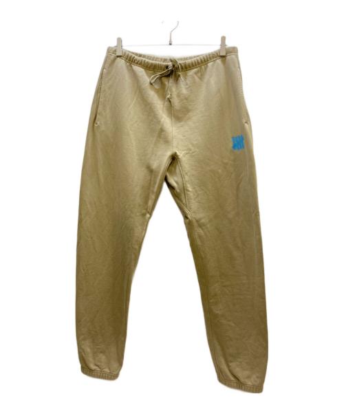 UNDEFEATED（アンディフィーテッド）UNDEFEATED (アンディフィーテッド) スウェットハーフパンツ ベージュ サイズ:Mの古着・服飾アイテム