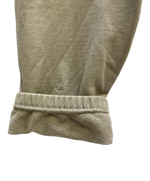 UNDEFEATED（アンディフィーテッド）UNDEFEATED (アンディフィーテッド) スウェットハーフパンツ ベージュ サイズ:Mの古着・服飾アイテム