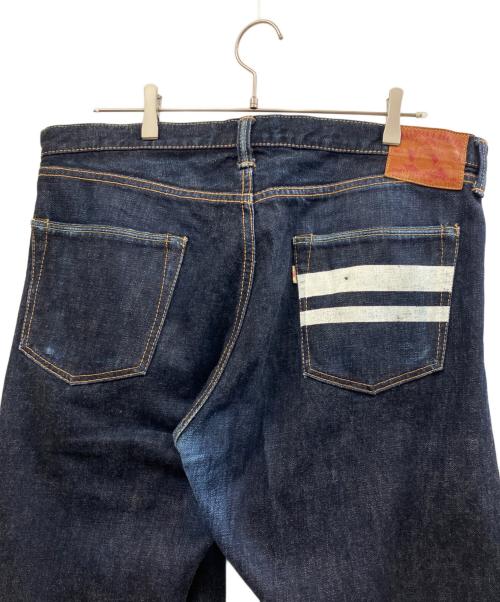 MOMOTARO JEANS（桃太郎ジーンズ）MOMOTARO JEANS (桃太郎ジーンズ) 出陣クラシックストレートデニムパンツ インディゴ サイズ:W36の古着・服飾アイテム