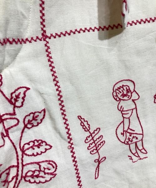 BODE（ボーディ）BODE (ボーディ) Edwardian Redwork pants/エドワーディアン・レッドワーク・パンツ ホワイト×レッド サイズ:29の古着・服飾アイテム