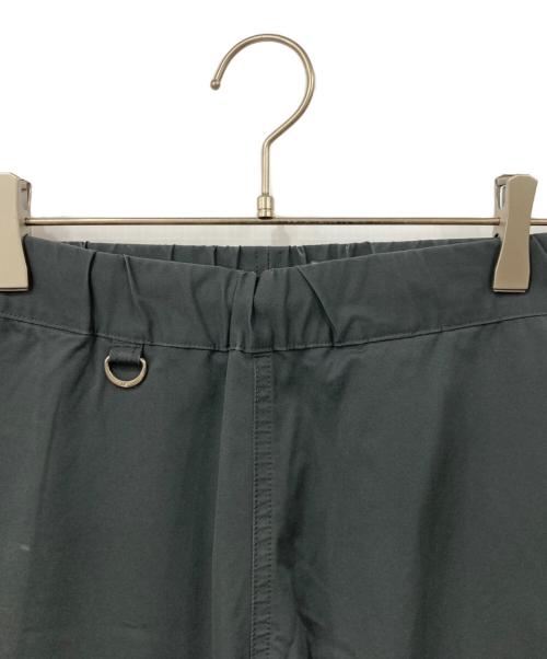 uniform experiment（ユニフォームエクスペリメント）uniform experiment (ユニフォームエクスペリメント) SLIM FIT JOGGER PANTS グレー サイズ:SIZE 3の古着・服飾アイテム
