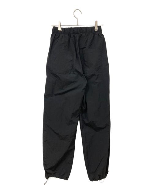 natto（ナット）natto (ナット) ルーズシルエットナイロンパンツ ブラック サイズ:F 未使用品の古着・服飾アイテム