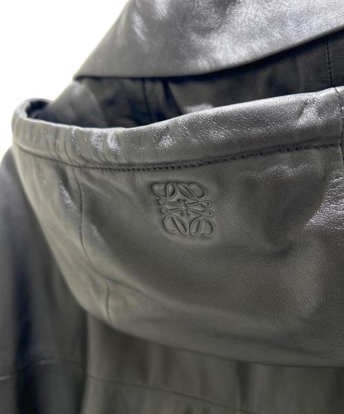 LOEWE（ロエベ）LOEWE (ロエベ) フーデッド ジャケット ナパラムスキン/H526Y34L18 ブラック サイズ:48の古着・服飾アイテム