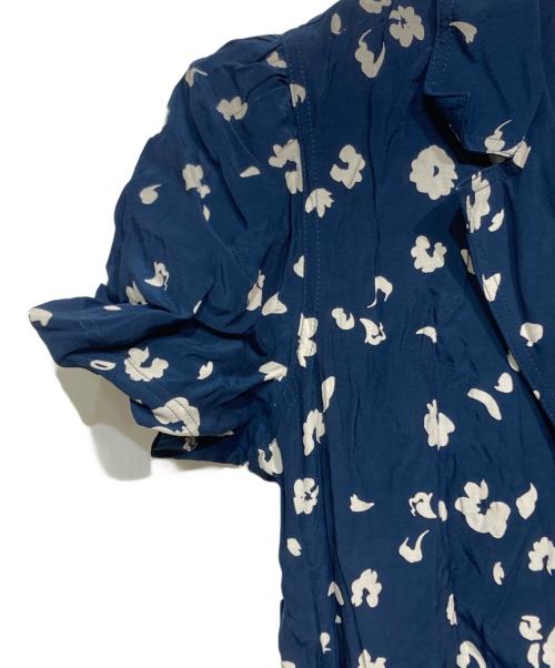 POLO RALPH LAUREN（ポロ・ラルフローレン）POLO RALPH LAUREN (ポロ・ラルフローレン) フローラルクレープショートスリーブドレス ネイビーの古着・服飾アイテム
