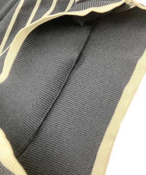 Rene（ルネ）Rene (ルネ) 袖パールボーダーニットプルオーバー　6212220 ブラック サイズ:36の古着・服飾アイテム