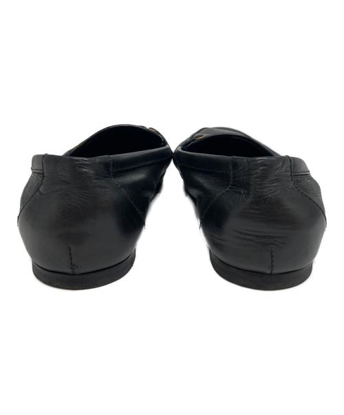 TOD'S（トッズ）TOD'S (トッズ) メタルチェーン フラットシューズ ブラック サイズ:361／2の古着・服飾アイテム