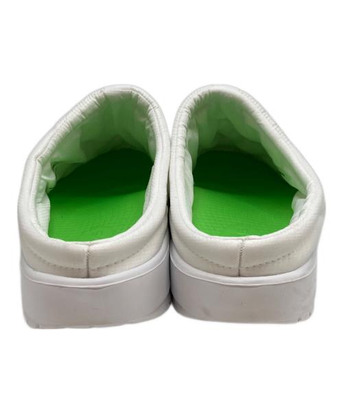 OOFOS（ウーフォス）OOFOS (ウーフォス) OOcOOzie Thermo Mule ホワイト サイズ:25cmの古着・服飾アイテム