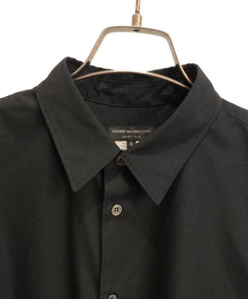 COMME des GARCONS HOMME PLUS（コムデギャルソンオムプリュス）COMME des GARCONS HOMME PLUS (コムデギャルソンオムプリュス) 燕尾ロングシャツ ブラック サイズ:Sの古着・服飾アイテム