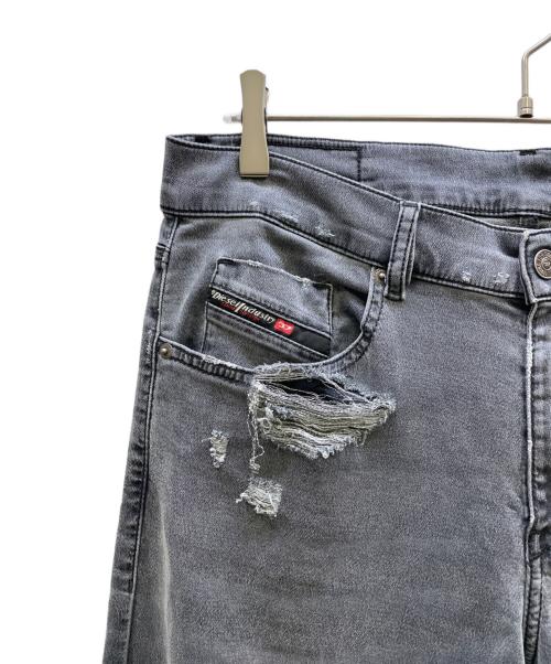 DIESEL（ディーゼル）DIESEL (ディーゼル) JoggJeans グレー サイズ:81cm(W32)の古着・服飾アイテム